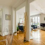 Veeve - Eiffel Elegance Appartement